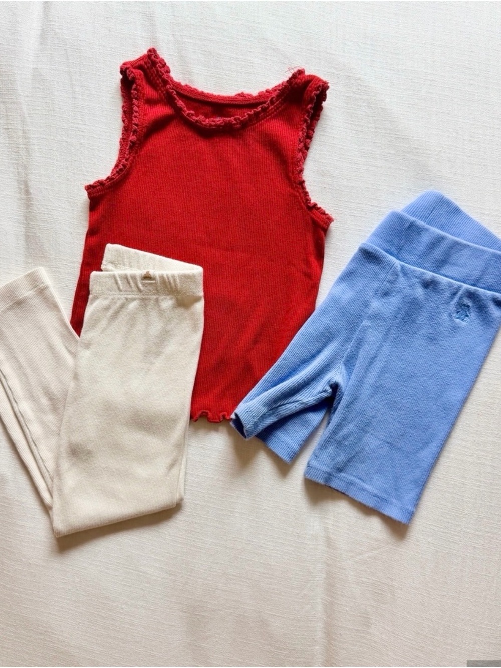 GAP Basics Ribbed cotton bundle 3T shorts top and leggings